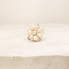 Carica l'immagine nel visualizzatore di Gallery, Luana Luminari Unique | Bigiotteria | Anelli | Anello con perle di fiume | Bologna, Italia | Shop online | Artigianato