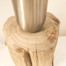 Carica l'immagine nel visualizzatore di Gallery, Lampada con base in legno