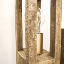 Carica l'immagine nel visualizzatore di Gallery, Lampada in legno