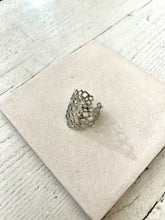 Carica l&#39;immagine nel visualizzatore di Gallery, Anello in acciaio
