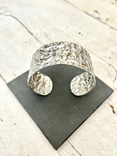 Carica l&#39;immagine nel visualizzatore di Gallery, Bracciale in acciaio
