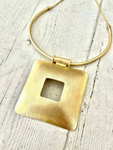 Carica l&#39;immagine nel visualizzatore di Gallery, Collana in ottone
