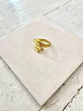 Carica l&#39;immagine nel visualizzatore di Gallery, Anello in acciaio
